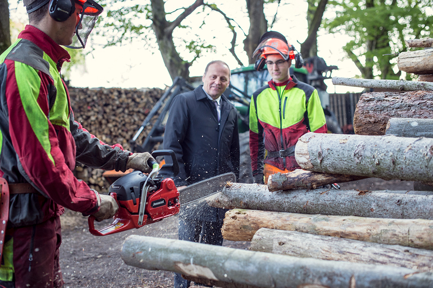 Im Wald sind Profis gefragt, weiß LHStv Josef Geisler. 